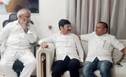 YSRCP Leaders Slams Chandrababu Naidu