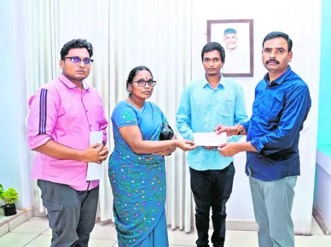 బాధిత కుటుంబాలకు చేయూత