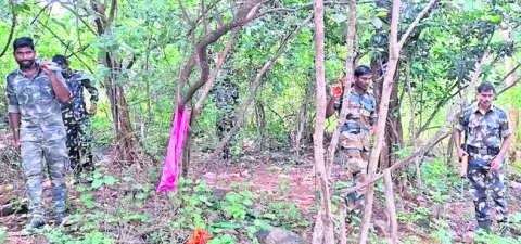 పోలీసుల డేగ కన్నుల్లో నల్లమల 