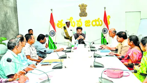 చిన్న తరహా పరిశ్రమలను ప్రోత్సహించాలి