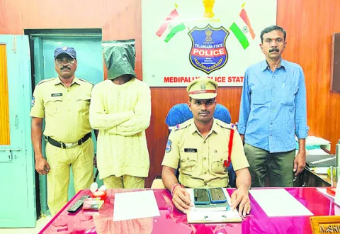 గంజాయి విక్రేత అరెస్ట్