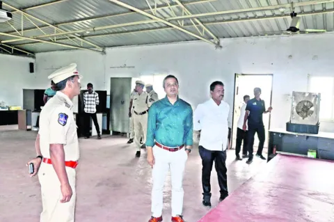 టీటీఐలో సౌకర్యాలు కల్పించాలి
