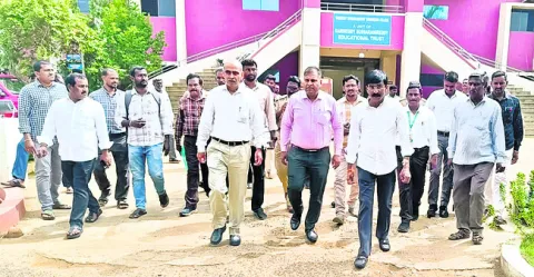 జాతీయ మానవహక్కుల కమిషన్‌ విచారణ 