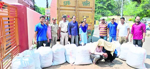 గంజాయితో పట్టుబడిన కంటైనర్‌