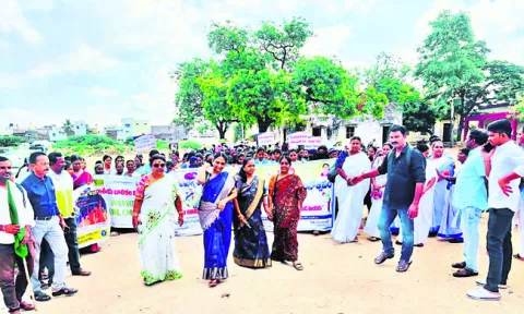 ఆడ బిడ్డలను కాపాడుకుందాం 