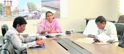 విద్యార్థులకు ఇబ్బందిలేకుండా చర్యలు