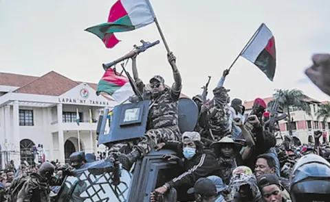 Military Seizes Power In Madagascar15