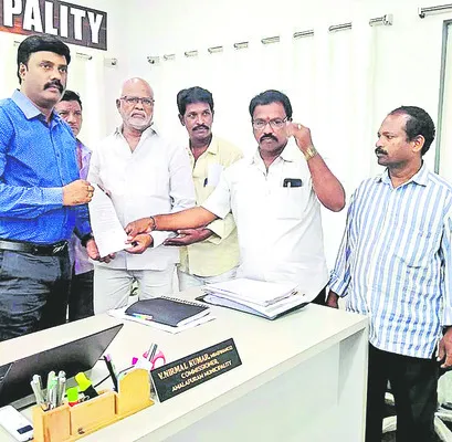 3 నుంచి పారిశుధ్య కార్మికుల సమ్మె