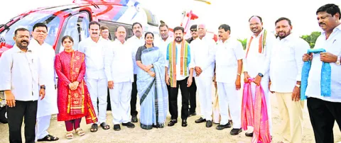సీఎం రేవంత్‌రెడ్డికి ఘనస్వాగతం