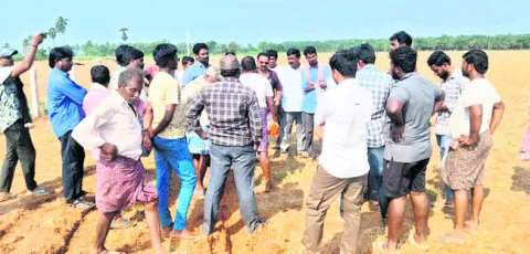 కోర్టు ఉత్తర్వులు భేఖాతర్‌ 