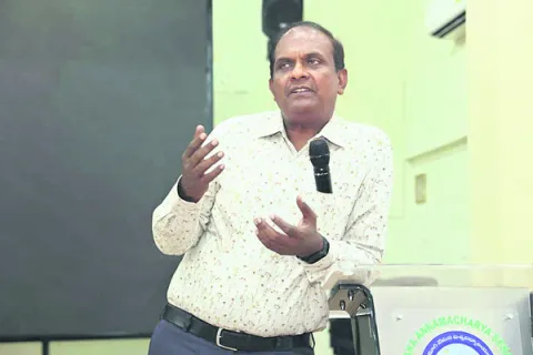 పరిశోధనా విశ్వవిద్యాలయంగా నిలవాలి