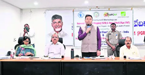 లక్కిరెడ్డిపల్లి, చిన్నమండెం మండలాలు పైలెట్‌ ప్రాజెక్టు