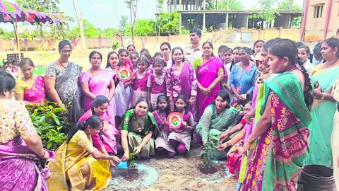 చట్టాలపై అవగాహన అవసరం: సౌజన్య