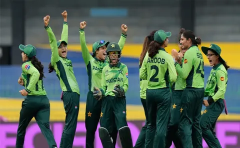 England and Pakistan share points in rain-affected clash