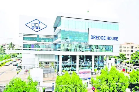 ‘గోదావరి’ కోసం అంత తొందరేంటో?