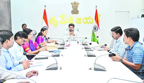 విద్యార్థుల్లో క్రమశిక్షణ పెంచాలి