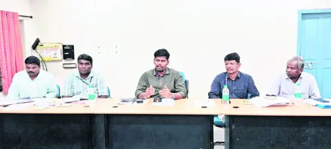 పరీక్షలకు సిద్ధం చేయాలి