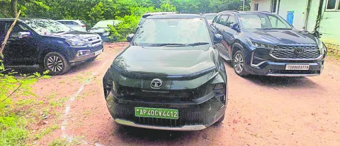ఫాంహౌస్‌లో రేవ్‌ పార్టీ 