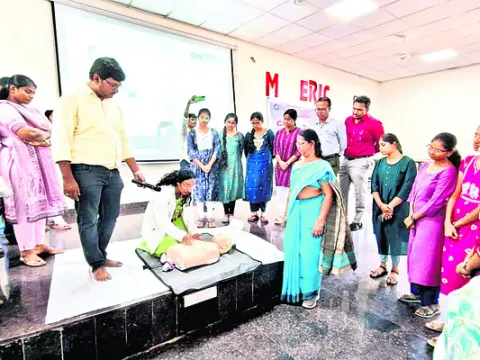 సీపీఆర్‌పై అవగాహన
