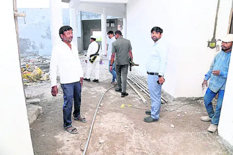 మహిళా శక్తి భవన్‌ పనులు పూర్తి చేయాలి