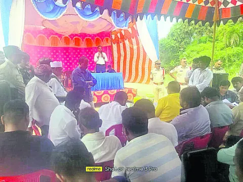 ‘మౌలిక వసతులు కల్పించాకే తరలిస్తాం’ 