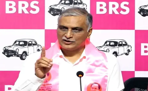 harish rao slams telangana ministers