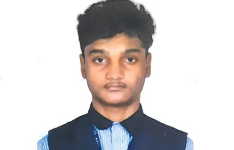 Student dies under suspicious circumstances