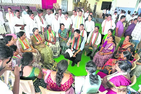 డీసీసీ అధ్యక్ష ఎంపికకు అభిప్రాయ సేకరణ