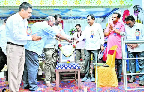 ఆకట్టుకున్న విజ్ఞాన ప్రదర్శన 
