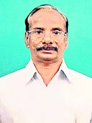 చెరువులో మునిగి రిటైర్డ్‌ ఉద్యోగి మృతి  
