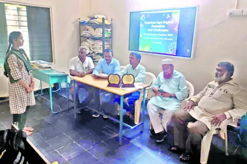 విద్యార్థులకు జిల్లా స్థాయి ప్రతిభా పోటీలు