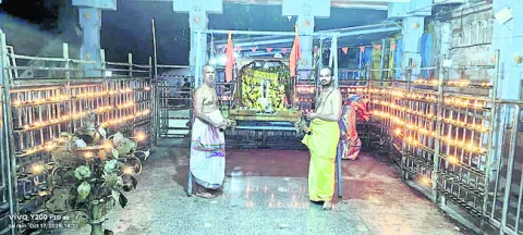 వైభవంగా సహస్ర దీపారాధన