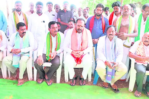 బీసీ సంఘాల బంద్‌కు కాంగ్రెస్‌ మద్దతు 