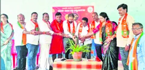 విదేశీ వద్దు.. స్వదేశీ ముద్దు 