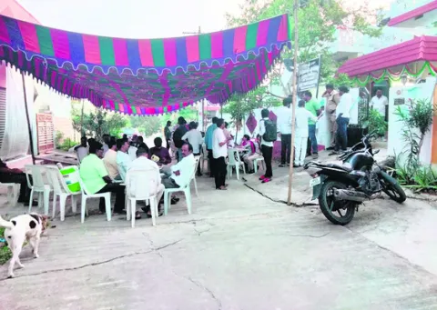 ఆబ్కారీ అంచనాలు తలకిందులు