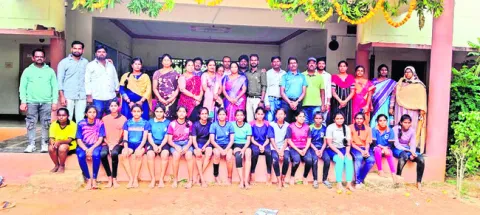 అండర్