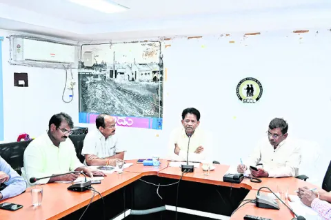 యంత్ర సామర్థ్యాన్ని పూర్తిగా వినియోగించాలి