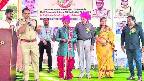చదువే ముద్దు.. గంజాయి వద్దు