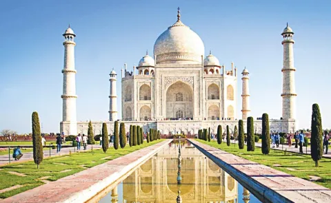 Taj Mahal among top tourist destinations