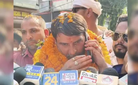 Bihar Poll Candidate Leaves To File Nomination Fathers Order