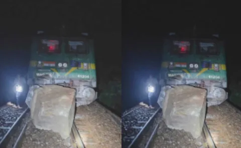 Goods Train Derails Between Taida And Chimidipally Railway Stations3