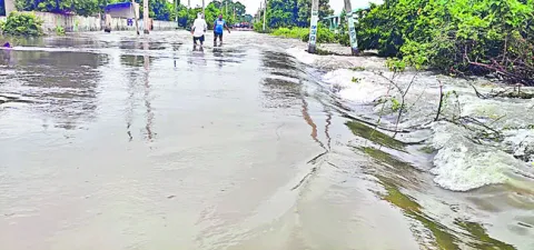 కన్నీటిలోనే లంకలు 