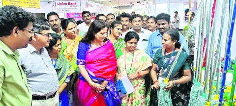 మహిళల ఆర్థికస్వావలంబన పెంపుదలే లక్ష్యం