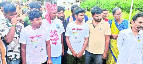 గుండె నిండా స్వాభిమానం.. అదే మా ఉద్యమానికి ‘ఆధార’ం 
