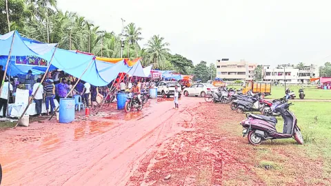 పేలని పటాస్‌..