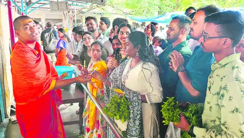 కలం తీసుకో.. రాత మార్చుకో 