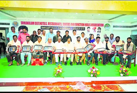 హోటల్‌ రంగంతో ఉపాధి అవకాశాలు 