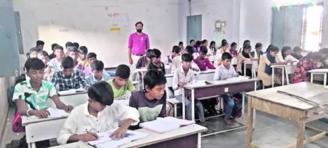 పదికి