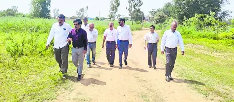 అభివృద్ధి వైపు అడుగులు 