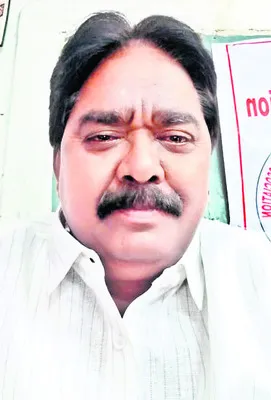 నాలుగు డీఏలు ఇవ్వాలి 
